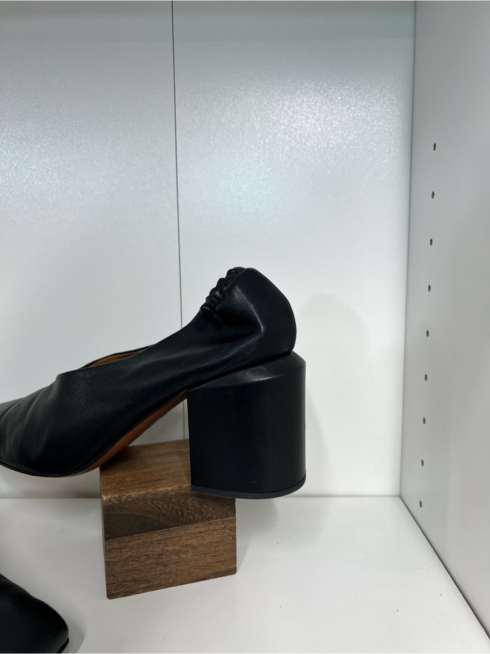 🔥🔥 Lafayette 148 New York Nappa Black Leather square toe Pumps size 39 - Picture 6 of 13